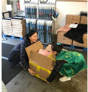 Gia Tran and daughter
